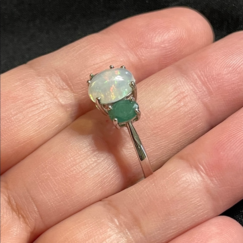 NWT Natural Opal & Natural Emerald Ring 925 Sterling Silver Size 10 - Picture 5 of 14